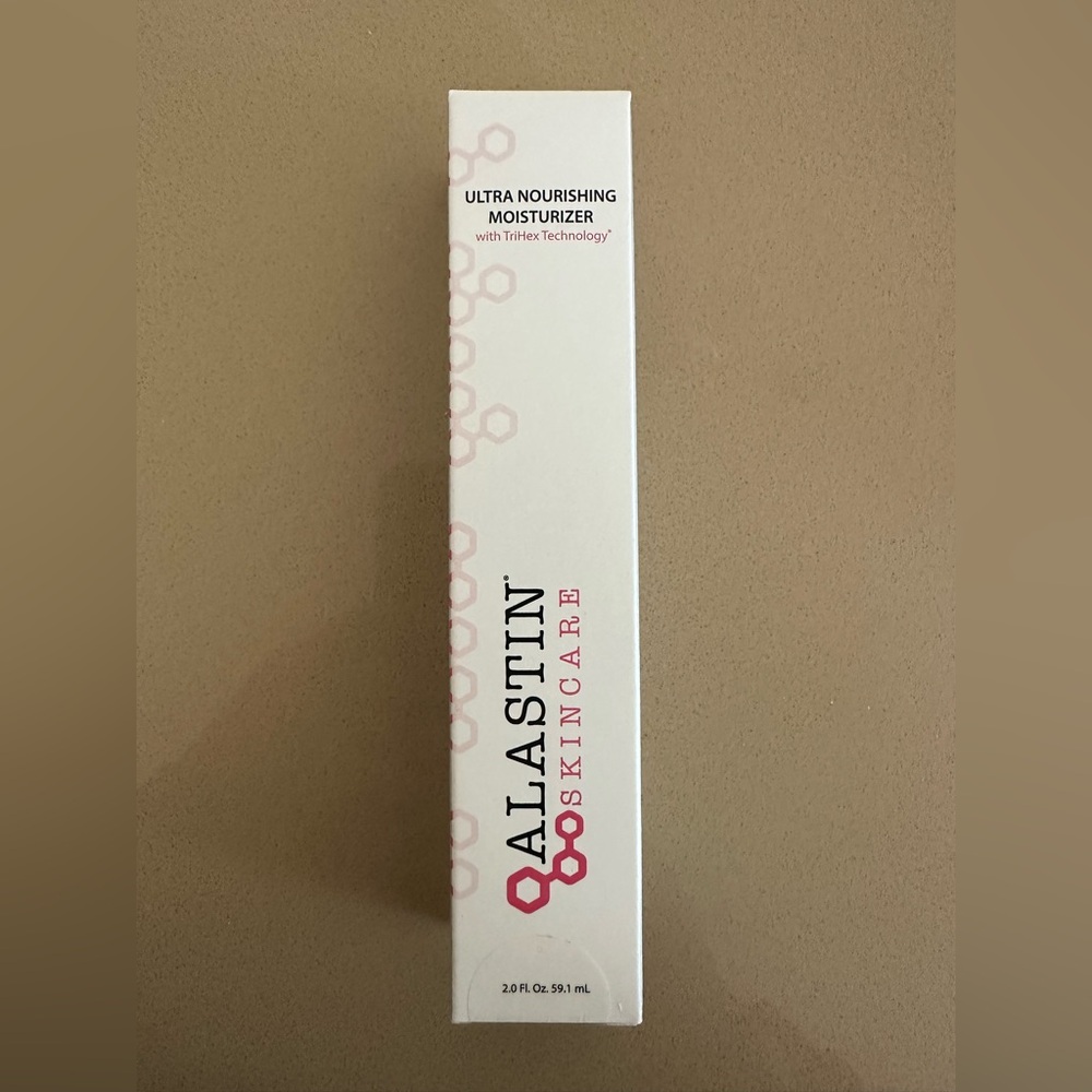 Alastin Ultra Nourishing Moisturizer TriHex Technology